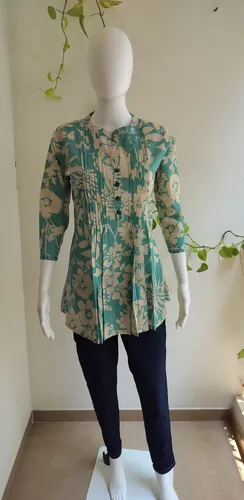  Pintuck Tunic Top 5